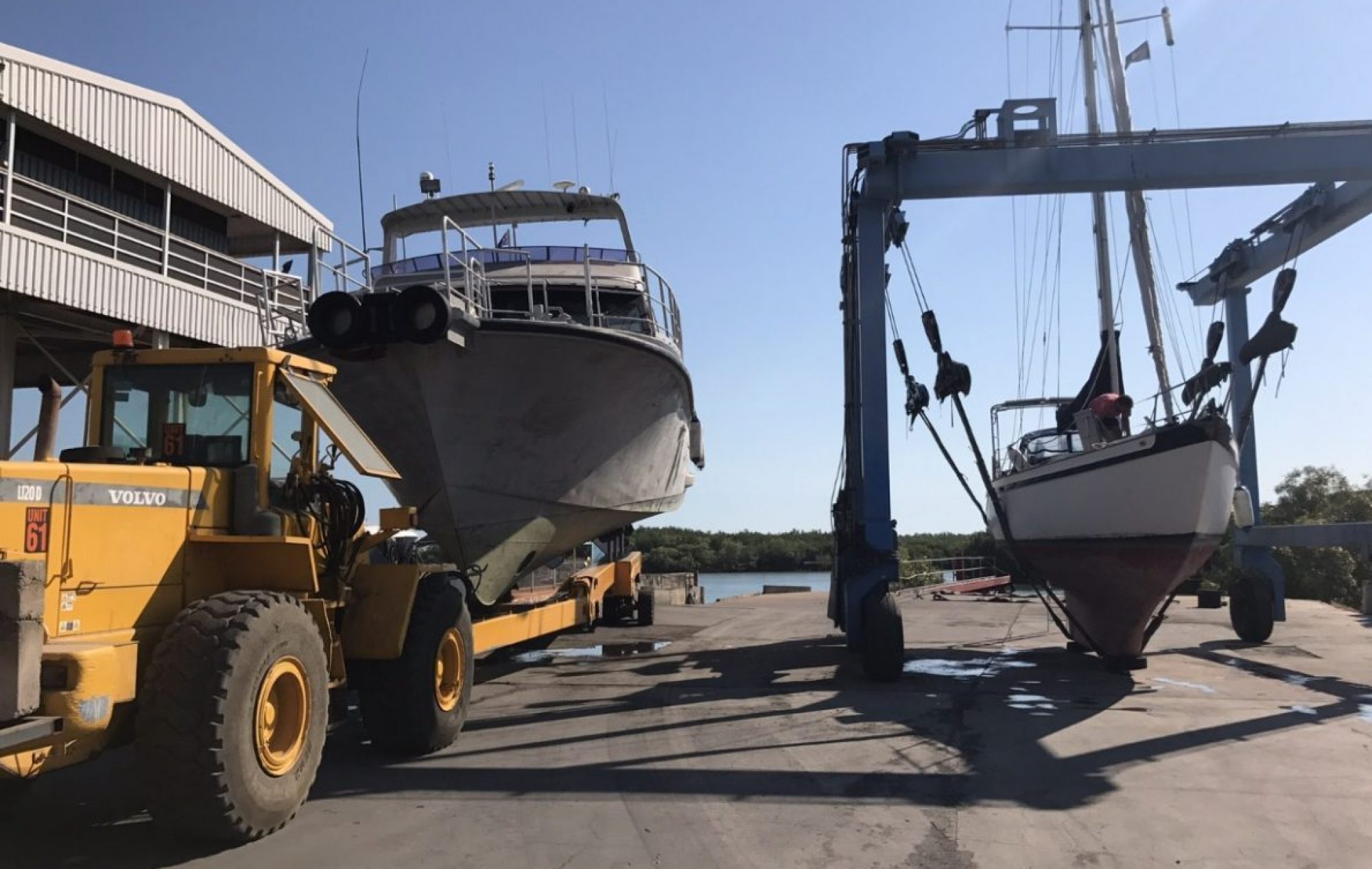 Boat lifting and hard stand storage